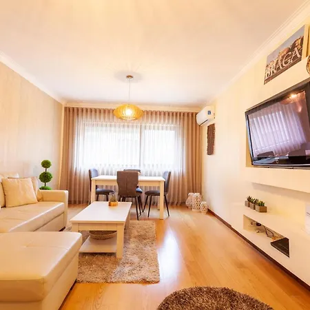 Hibiscos - Minho's Guest